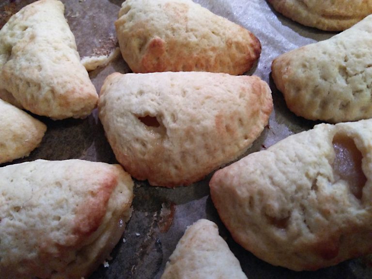 Superfina svenska äppelgifflar – Superzarte schwedische Apfelhörnchen ...